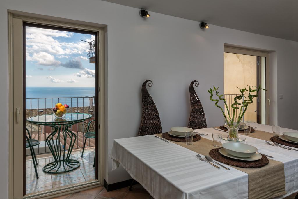 Giasone Apartments Taormina Eksteriør bilde